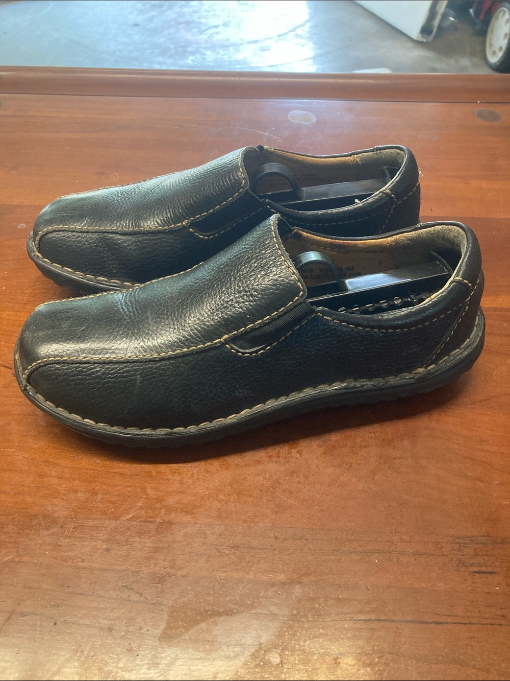 Born Women 8 M Black Slip On Mules Shoes Eur 39 Leather Nurse Shoes
Used great